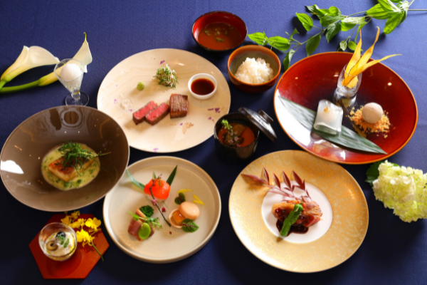 【このプラン限定の成約特典】お食事代を特別価格でご案内